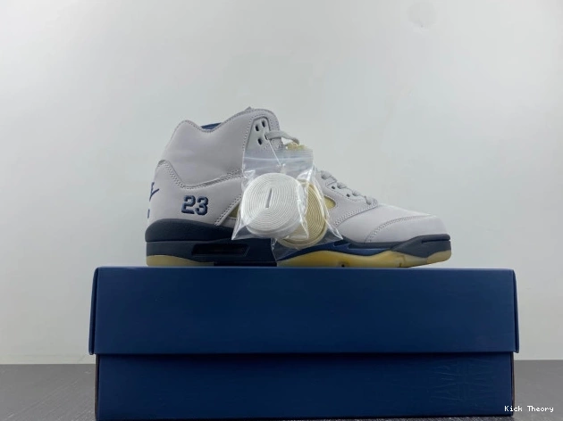 Kicked Out Shoe Store Maniere Air WMNS x Jordan FZ5758-004 5 Ma A 0809